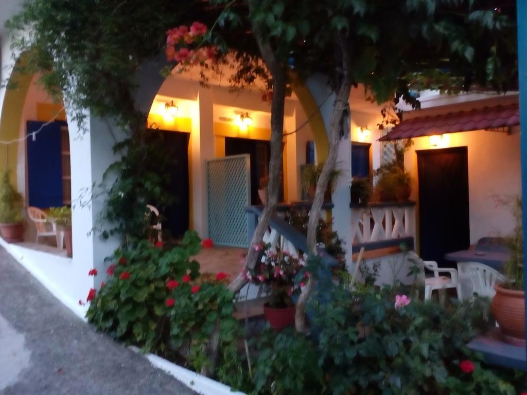 Apartament Alexandra Sofia Stafylos Zewnętrze zdjęcie
